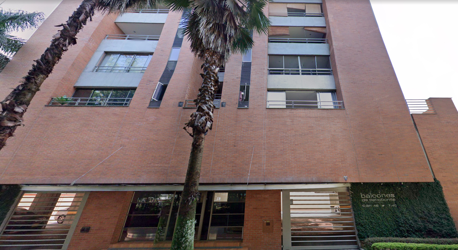 Balcones de patio bonito