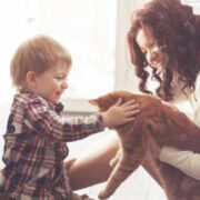 Consejos para elegir vivienda si tienes niños y mascotas